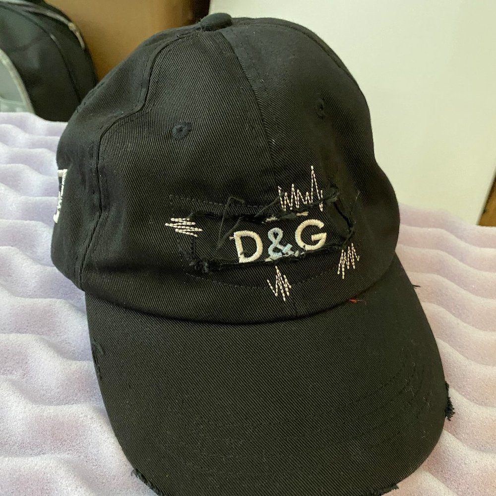 DOLCE & GABBANA Cap in a great condition!